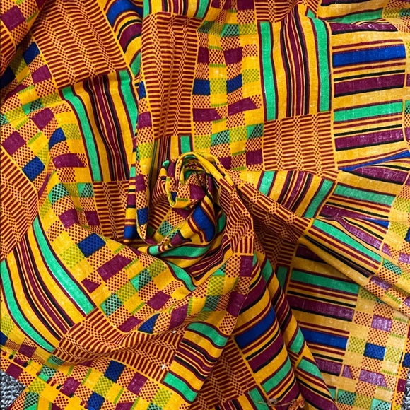 Hand-Dyed Ghanaian Kente Cloth - Picture 5 of 5
